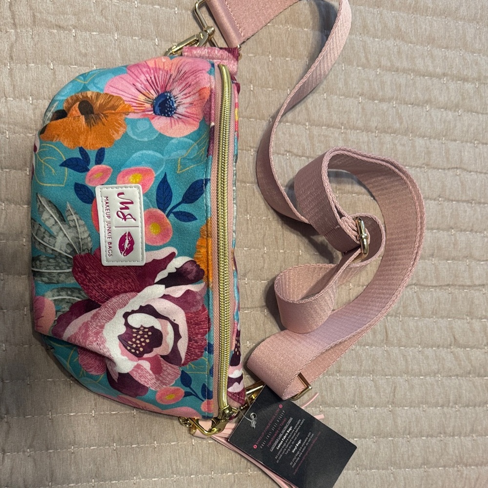 Makeup Junkie Sidekick Bag